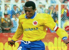 Load image into Gallery viewer, Colombia 1993-94 Home shirt BAVARIA LIMITED EDITION L #13