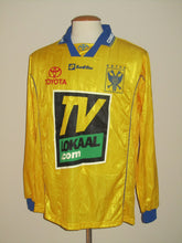 Load image into Gallery viewer, Sint-Truiden VV 2000-01 Home shirt L/S M/L