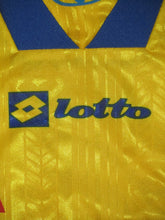Load image into Gallery viewer, Sint-Truiden VV 2000-01 Home shirt L/S M/L