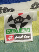 Load image into Gallery viewer, Sint-Truiden VV 2000-01 Home shirt L/S M/L