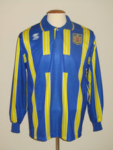 Load image into Gallery viewer, KSK Beveren 2003-04 Home shirt L