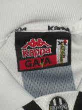 Load image into Gallery viewer, Juventus 1995-97 Home shirt XL