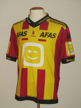 Load image into Gallery viewer, KV Mechelen 2015-16 Home shirt L