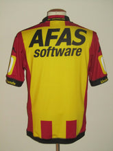 Load image into Gallery viewer, KV Mechelen 2015-16 Home shirt L