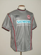 Load image into Gallery viewer, Olympiakos F.C. 2000-01 Away shirt L #20 Pär Zetterberg *mint*