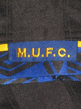 Load image into Gallery viewer, Manchester United FC 1993-95 Away shirt L