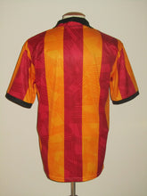 Load image into Gallery viewer, KV Mechelen 1992-93 Home shirt L