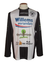 Load image into Gallery viewer, Eendracht Aalst 2015-16 Home shirt MATCH ISSUE/WORN #16 Jore Trompet - #22 Kyan Van Impe