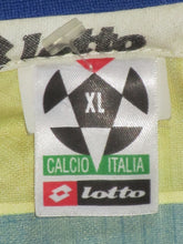 Load image into Gallery viewer, Sint-Truiden VV 2000-01 Keeper shirt PLAYER ISSUE #22 Davy Schollen