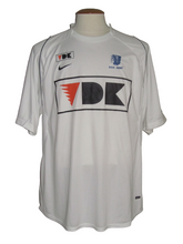 Load image into Gallery viewer, KAA Gent 2005-06 Away shirt XL *signed*