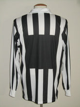 Load image into Gallery viewer, Juventus 1990-91 Home shirt  XL