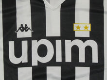 Load image into Gallery viewer, Juventus 1990-91 Home shirt  XL