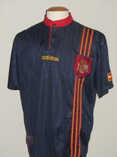 Load image into Gallery viewer, Spain 1996-97 Away shirt L