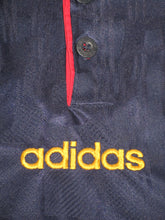 Load image into Gallery viewer, Spain 1996-97 Away shirt L