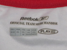 Load image into Gallery viewer, Liverpool FC 2005-06 Away shirt #8 Steven Gerrard