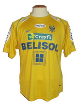 Load image into Gallery viewer, Sint-Truiden VV 2005-06 Home shirt  #16 Jeroen Simaeys *signed*