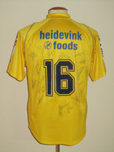 Load image into Gallery viewer, Sint-Truiden VV 2005-06 Home shirt  #16 Jeroen Simaeys *signed*