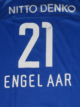 Load image into Gallery viewer, KRC Genk 2004-05 Home shirt 4XL #21 Orlando Engelaar *signed*