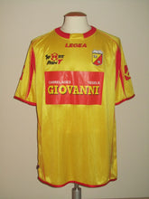 Load image into Gallery viewer, AFC Tubize 2004-06 Home shirt XL #6