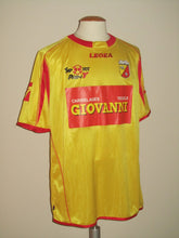Load image into Gallery viewer, AFC Tubize 2004-06 Home shirt XL #6