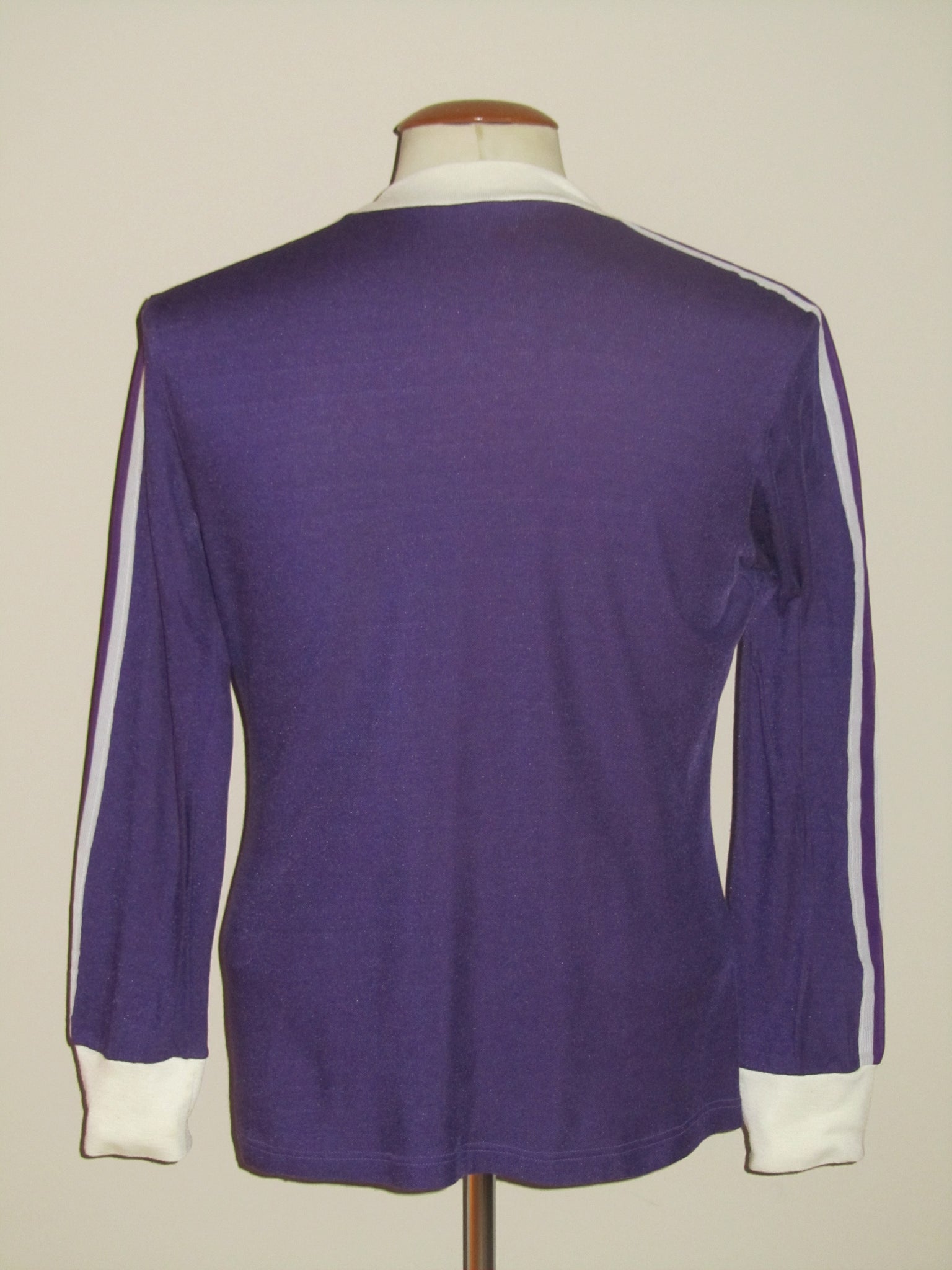 ② Fanion de la Coupe UEFA 1984 entre le RSC Anderlecht et le W - Articles de Sport & Football ② Fanion de la Coupe UEFA 1984 entre le RSC Anderlecht et le W - Articles de Sport & Football