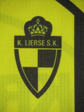 Load image into Gallery viewer, Lierse SK 1999-00 Home shirt XL #9 Jurgen Cavens