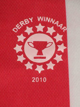 Load image into Gallery viewer, Royal Antwerp FC 2009-11 Home shirt L/X *Derby Winnaar 2010*