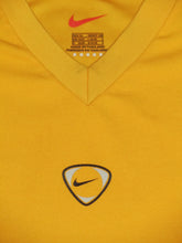 Load image into Gallery viewer, Rode Duivels 2000-02 Training shirt PLAYER ISSUE #17