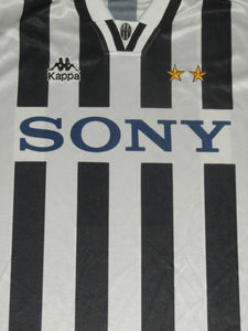 Juventus 1995-97 Home shirt XL