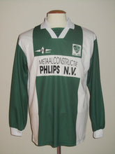 Load image into Gallery viewer, KRC Mechelen 2004-06 Home shirt Centenary YOUTH #4