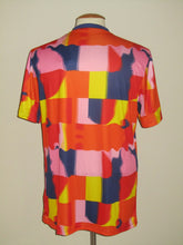 Load image into Gallery viewer, Rode Duivels 2022-24 Pré-match training shirt L *new with tags*