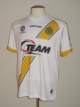 Load image into Gallery viewer, KSC Lokeren 2015-16 Home shirt S/M #28