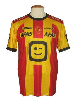 KV Mechelen 2019-20 Home shirt L *mint*