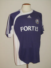 Load image into Gallery viewer, RSC Anderlecht 2006-07 Home shirt L #5 Lucas Biglia *signed*