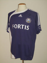 Load image into Gallery viewer, RSC Anderlecht 2006-07 Home shirt L #5 Lucas Biglia *signed*