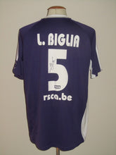 Load image into Gallery viewer, RSC Anderlecht 2006-07 Home shirt L #5 Lucas Biglia *signed*