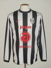Load image into Gallery viewer, KFC Diest 2015-18 Home shirt M #4