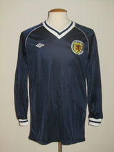 Load image into Gallery viewer, Scotland 1982-83 Home shirt MATCH ISSUE/WORN #18