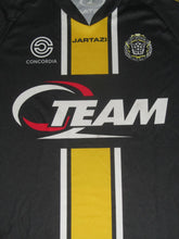 Load image into Gallery viewer, KSC Lokeren 2014-15 Away shirt L/XL