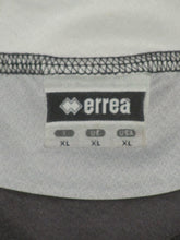 Load image into Gallery viewer, RCS Charleroi 2006-07 Home shirt XL #11