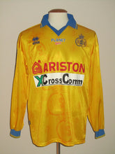 Load image into Gallery viewer, Union Saint-Gilloise 2004-05 Home shirt L