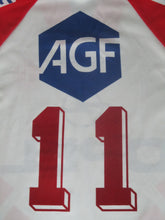 Load image into Gallery viewer, Standard Luik 1994-95 Home shirt #11 M *signed*