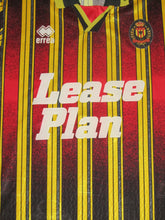 Load image into Gallery viewer, KV Mechelen 1994-95 Home shirt M/L