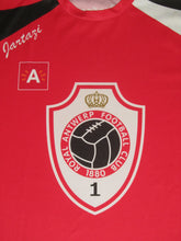 Load image into Gallery viewer, Royal Antwerp FC 2008-12 Training shirt Red XL