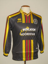Load image into Gallery viewer, KRC Gent Zeehaven 2000-02 Home shirt XS