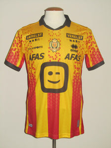 KV Mechelen Dames 2022-23 Home shirt M #42 Ibtissam Bouharat *new with tags*