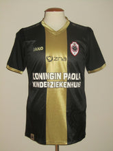 Load image into Gallery viewer, Royal Antwerp FC 2017-18 Away shirt M