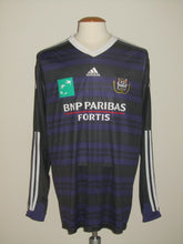 Load image into Gallery viewer, RSC Anderlecht 2009-11 Away shirt L/S XL #5