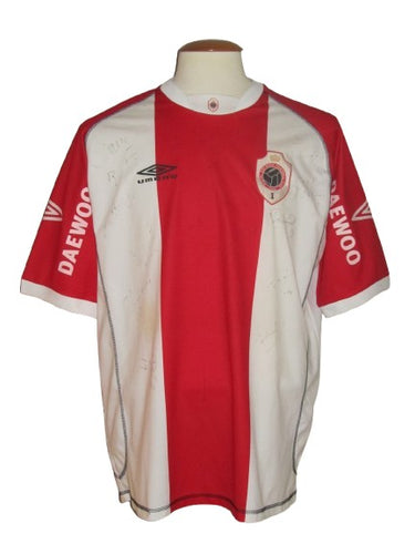 Royal Antwerp FC 2003-04 Home shirt XL #23 *signed*