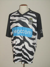 Load image into Gallery viewer, RCS Charleroi 2012-13 Home shirt XXL